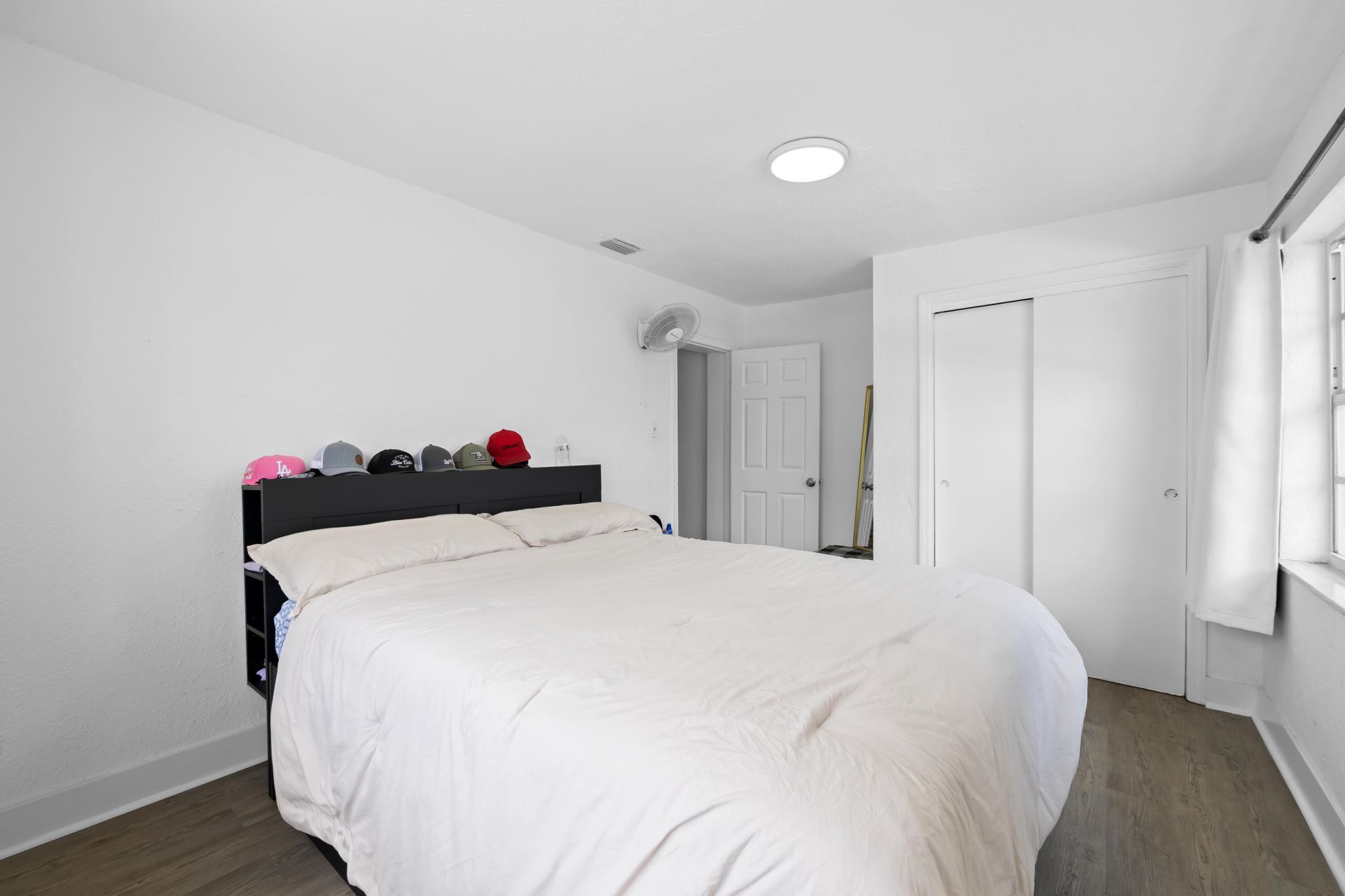 2571 NW 18th Court, Fort Lauderdale, FL 33311 Photo
