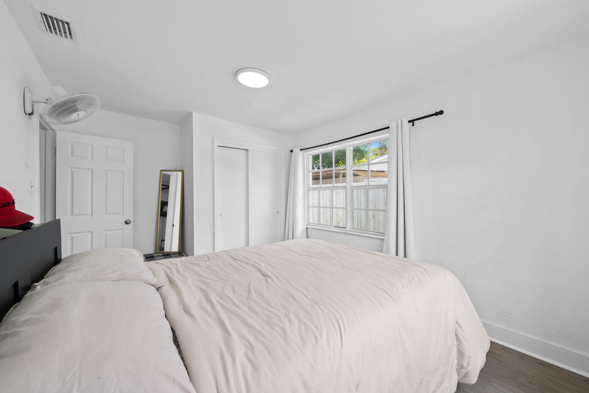 2571 NW 18th Court, Fort Lauderdale, FL 33311 Photo