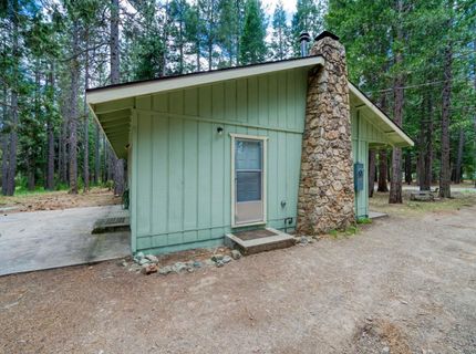 58374 Gill Ranch Road, Cromberg, CA 00000 Photo