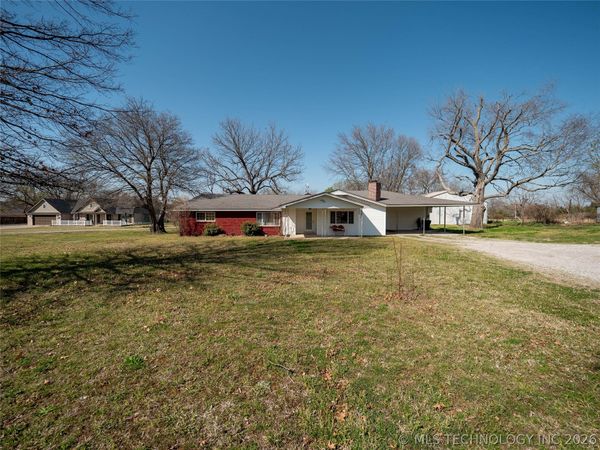 7935 E 86 Street N, Owasso, OK 74055