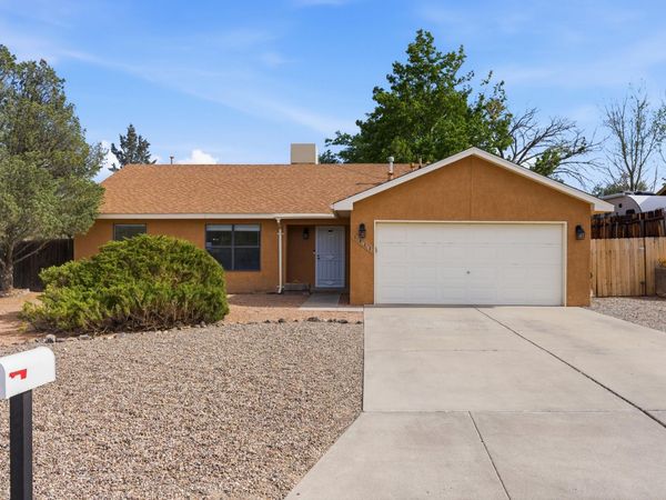 5828 Irving Boulevard NW, Albuquerque, NM 87114