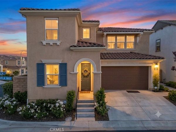 28356 Vela Way, Valencia, CA 91354