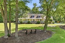 194 Pecan Drive photo 4