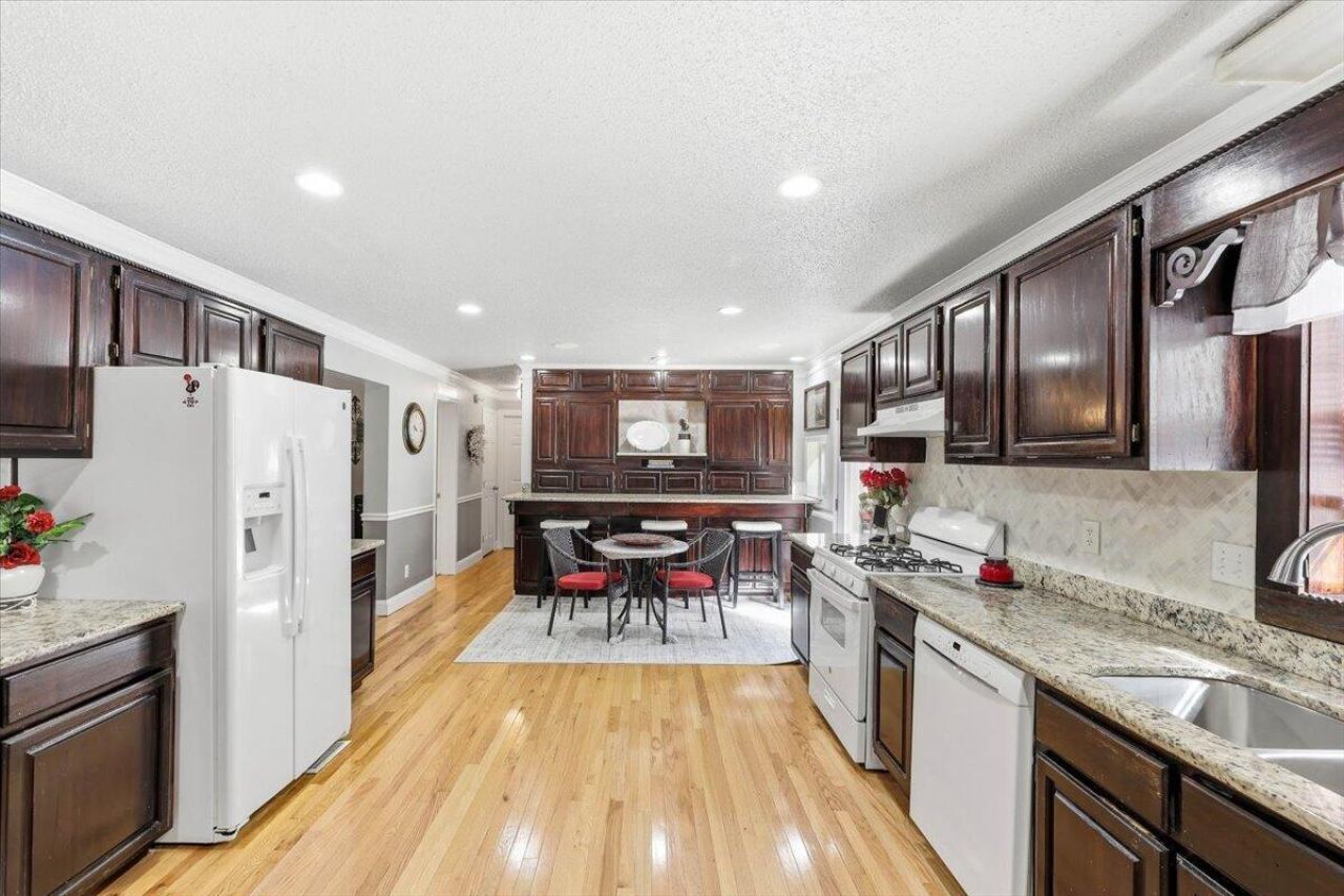 194 Pecan Drive Photo 21