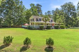 194 Pecan Drive photo 4
