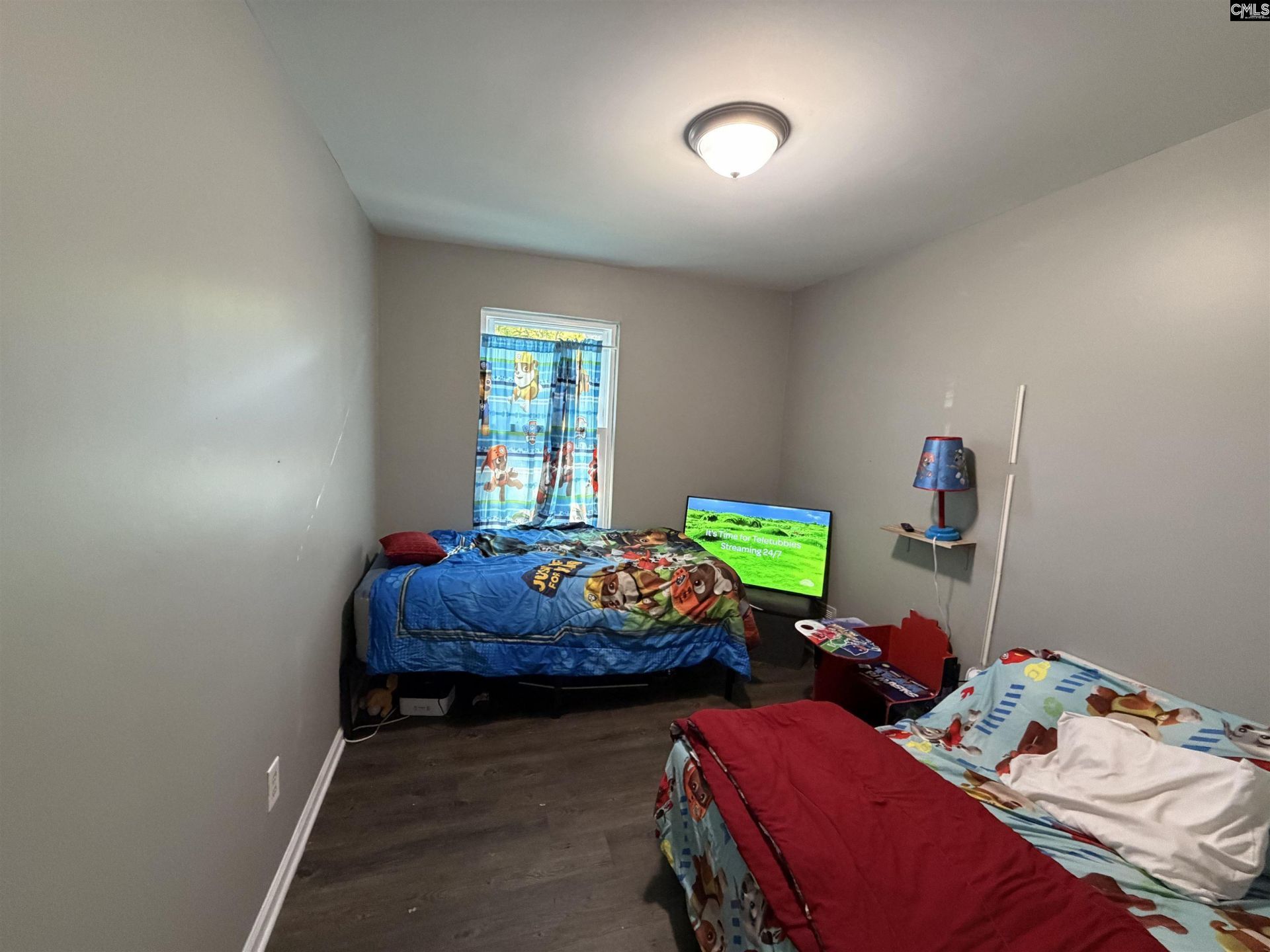 721 Meadowlake Drive  Photo 10