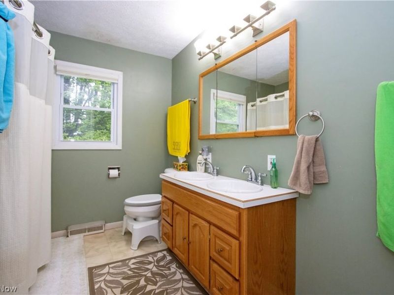 107 Youngs Terrace, Loudonville, OH 44842 Photo 13