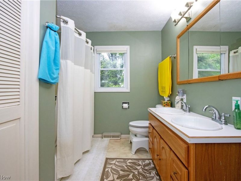 107 Youngs Terrace, Loudonville, OH 44842 Photo 14
