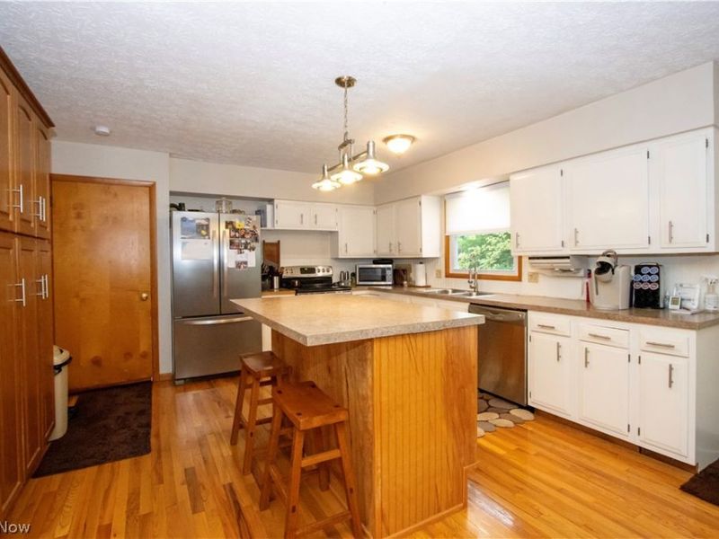 107 Youngs Terrace, Loudonville, OH 44842 Photo 2