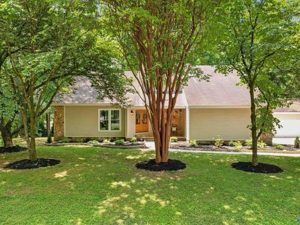 144 Arbery Drive NW, Huntsville, AL 35806