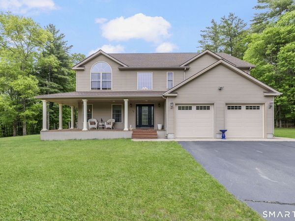 12 Red Oak, Killingly, CT 06239