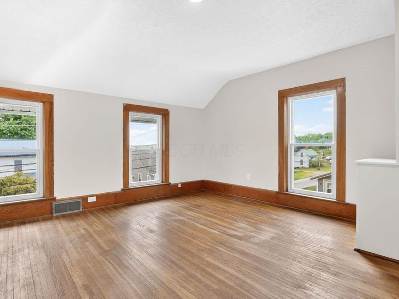 204 N Market Street, Somerset, OH 43783 Photo 24