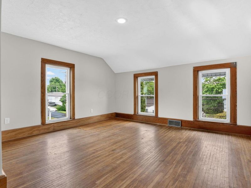 204 N Market Street, Somerset, OH 43783 Photo 26