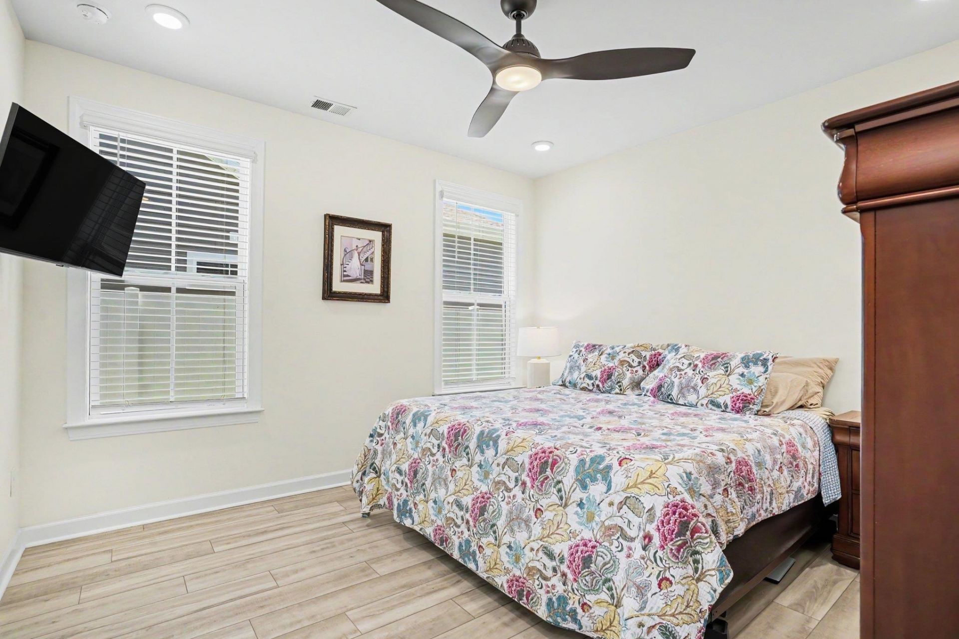 272 Starlit Way Photo 27