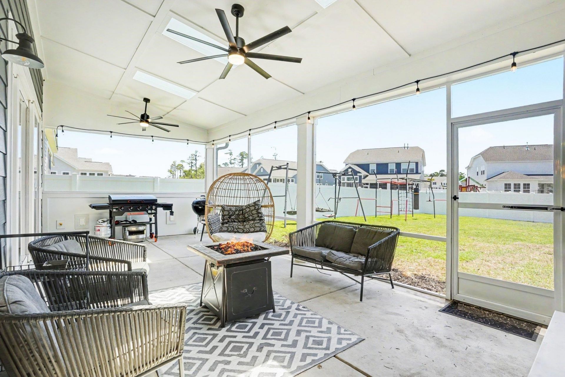 272 Starlit Way Photo 42