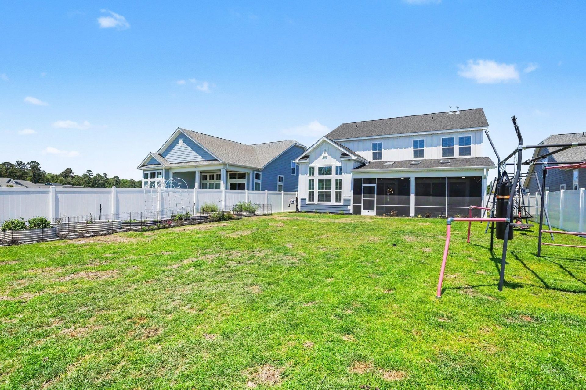 272 Starlit Way Photo 44
