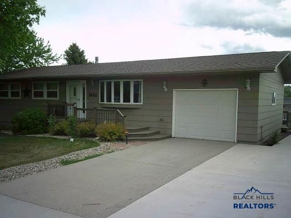 3430 COLVIN, Rapid City, SD 57703