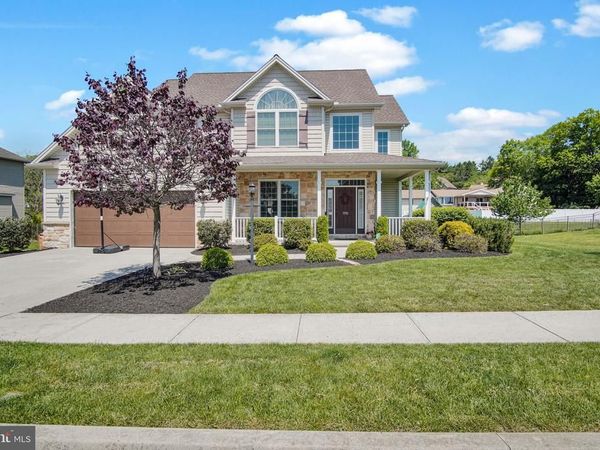 5992 CAMDEN DRIVE, HARRISBURG, PA 17112