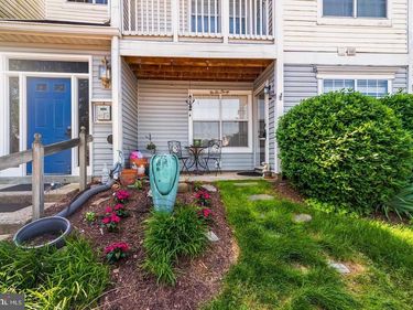 8058 LISLE DRIVE, Unit #104, MANASSAS, VA 20109