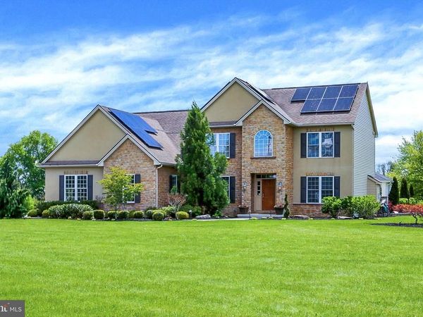 107 WOODS DRIVE, MECHANICSBURG, PA 17050