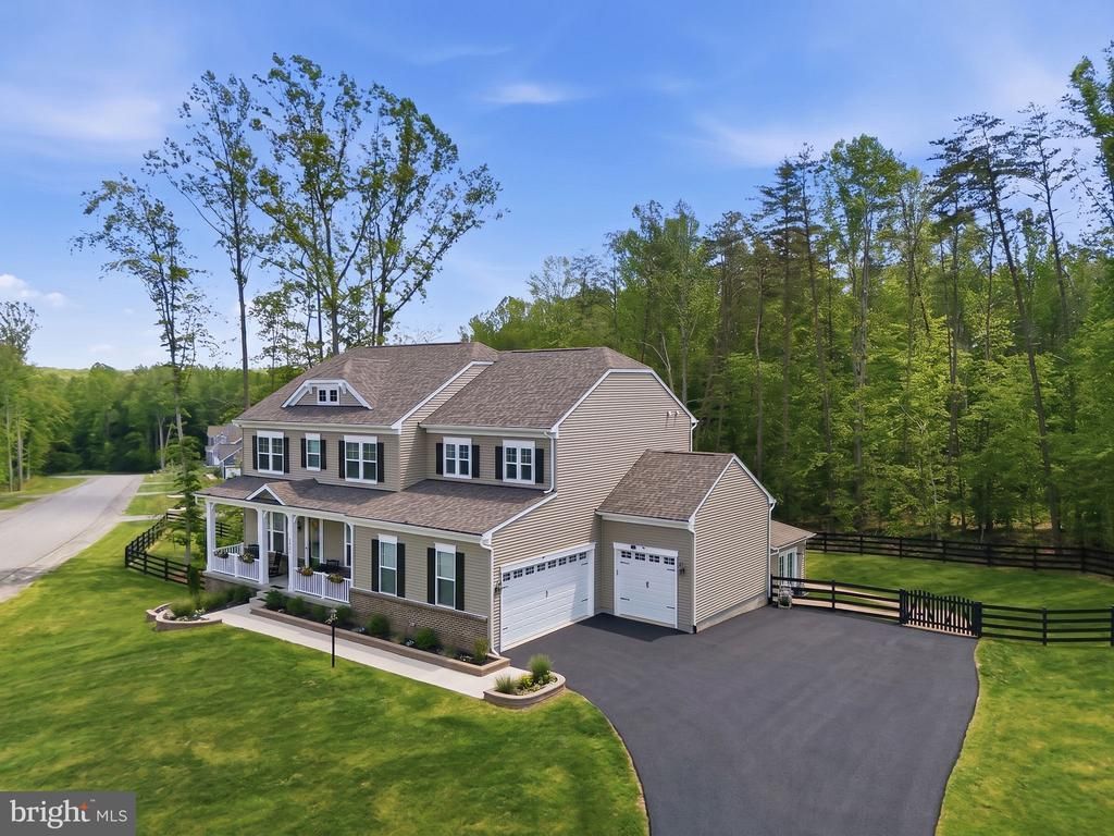 8678 SYCAMORE SPRINGS WAY, MANASSAS, VA 20112