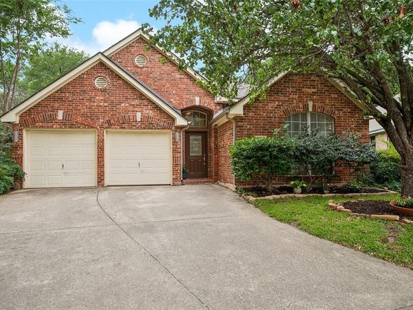 3501 Stone Creek Court, Fort Worth, TX 76137