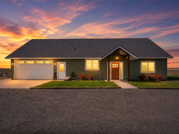 42132 Zeimantz RD E Rd, Davenport, WA 99122