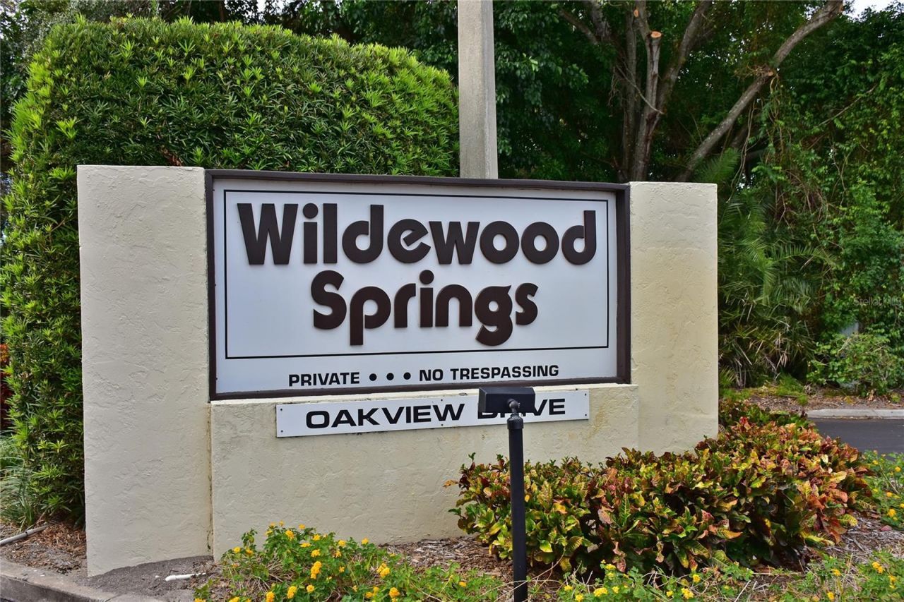609 Woodlawn Drive, Bradenton, FL 34210 Photo