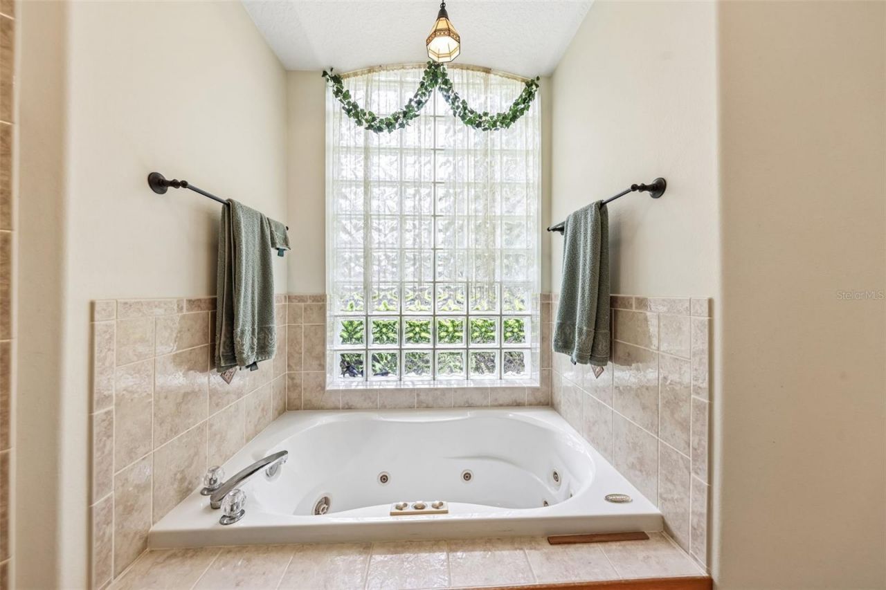 19200 Lake Swatara Drive , Eustis, FL 32736 Photo