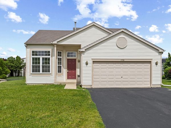 1730 Kenicott Court , Plainfield, IL 60586