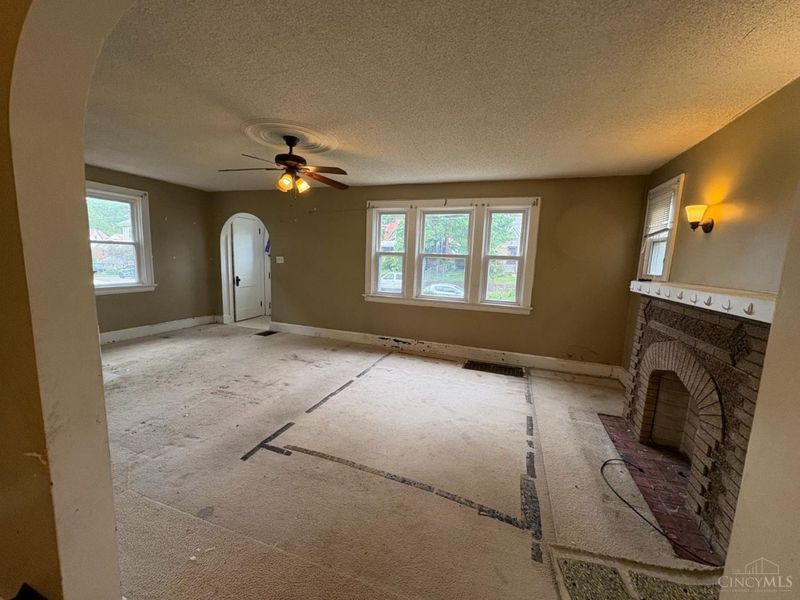 1083 Benz Avenue, Cincinnati, OH 45238 Photo 2
