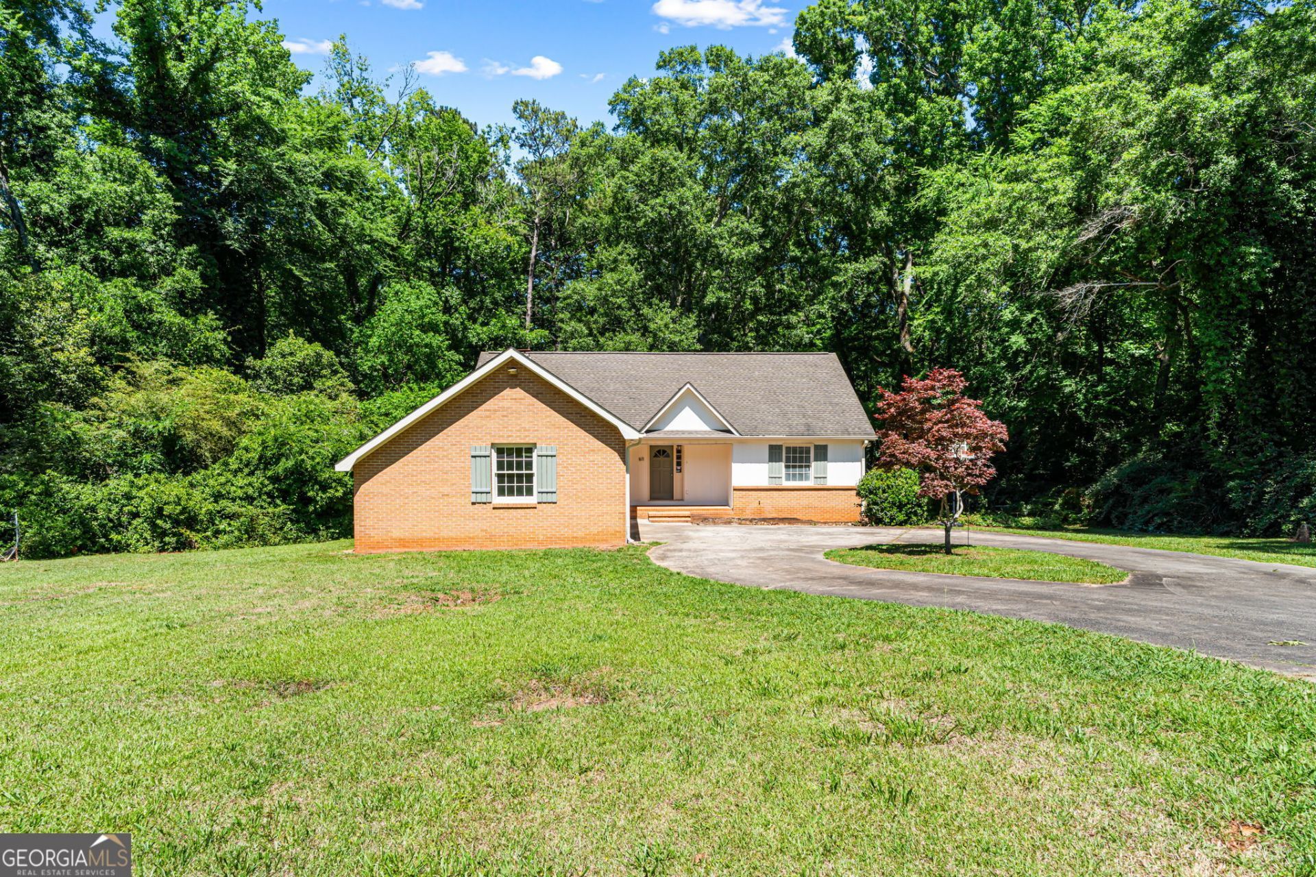 611 Fairmont Drive, Macon, GA 31210 Main Photo