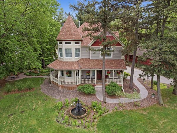 2940 Labore Road, Little Canada, MN 55109