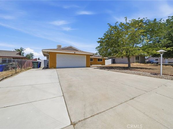15988 Arroyo Drive, Victorville, CA 92395