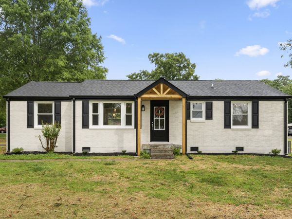 506 Carman Ave, New Johnsonville, TN 37134