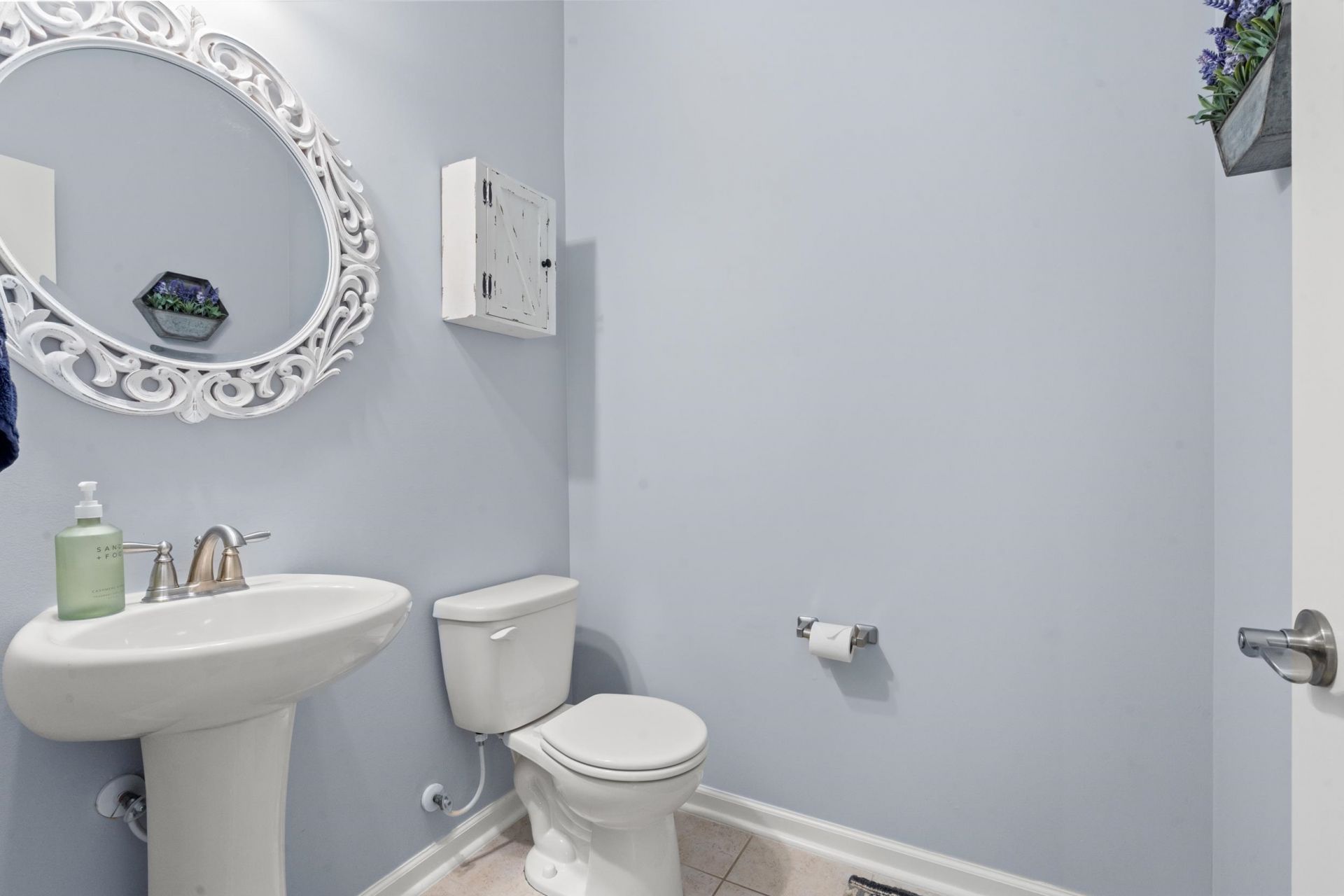 4052 Alvina Way Photo 12