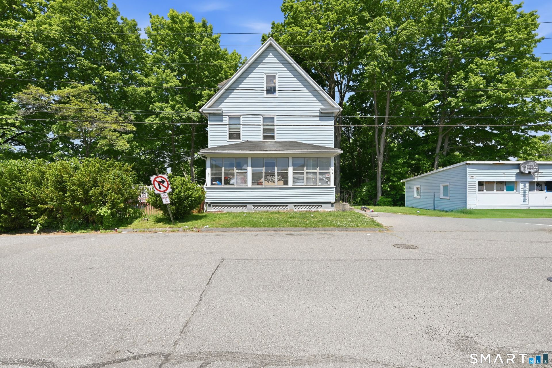 31 Smith, Seymour, CT 06483 Main Photo