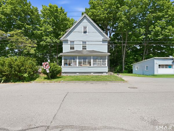 31 Smith, Seymour, CT 06483
