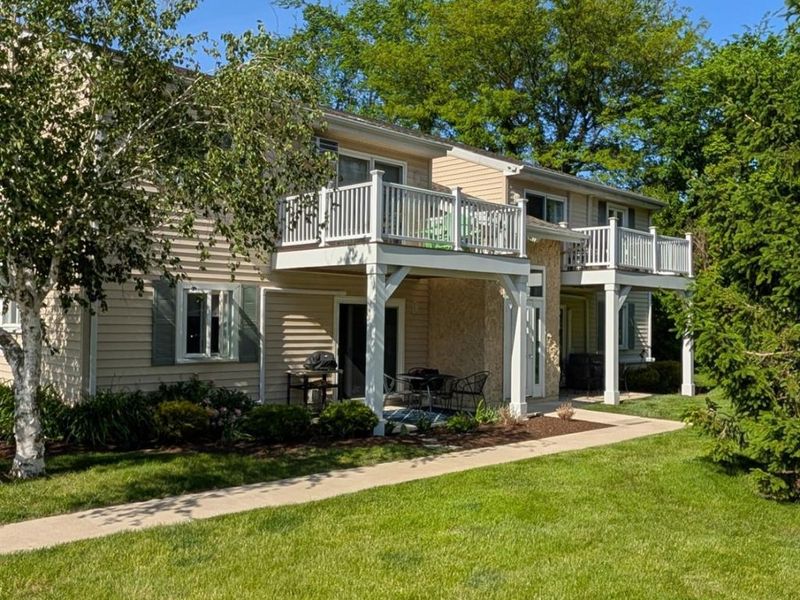 459 N Lake Pine, Unit 2, Marblehead, OH 43440 Photo 1