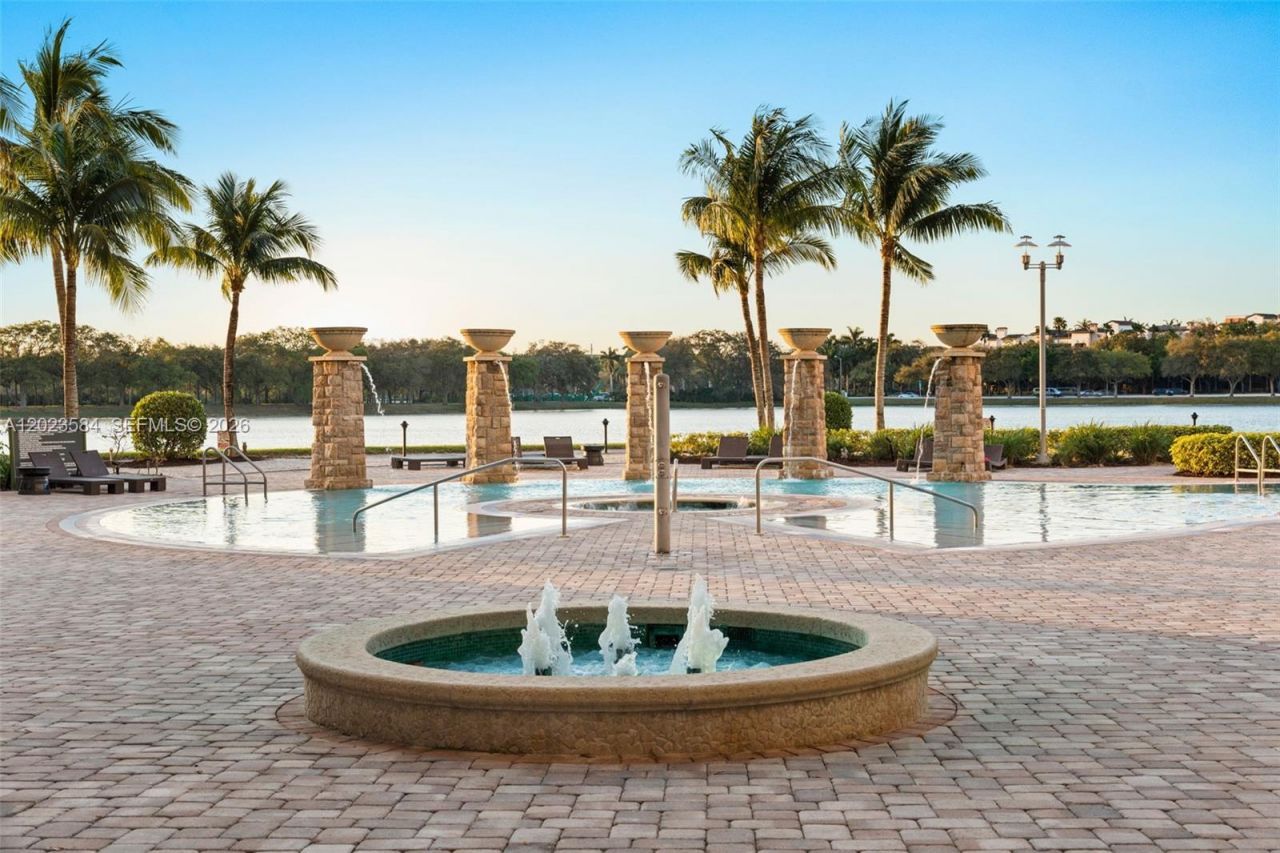 2641 N Flamingo Rd , Unit 1006N, Sunrise, FL 33323 Photo