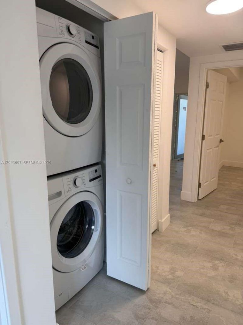 147 NW 59th St, Unit 203, Miami, FL 33127 Photo