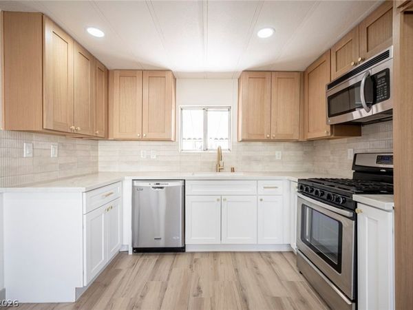 3486 Haleakala Drive, Las Vegas, NV 89122