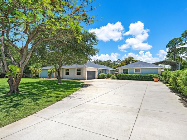 13928 N 82nd Ln Lane N, The Acreage, FL 33412