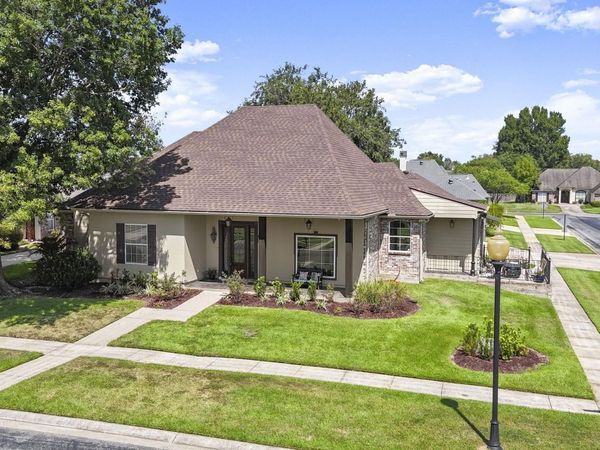 10143 Glen Ridge Ave, Saint George, LA 70809