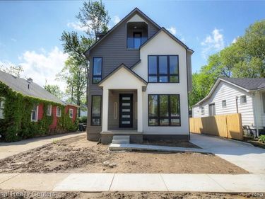 1292 Holland Street, Birmingham, MI 48009