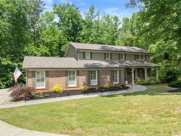 3814 Shawnee Run SW, Lilburn, GA 30047