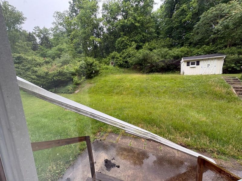 218 Ridgeway Road, Cincinnati, OH 45216 Photo 6