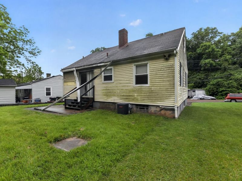 218 Ridgeway Road, Cincinnati, OH 45216 Photo 8
