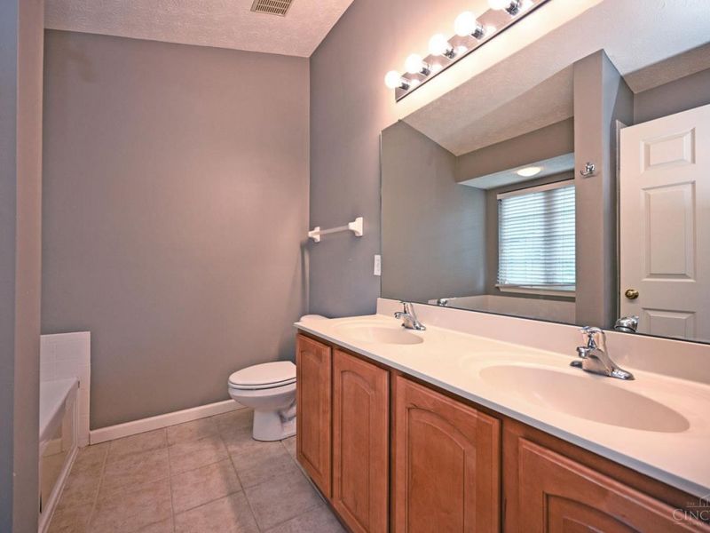 7207 Ivy Way, Newtown, OH 45244 Photo 21