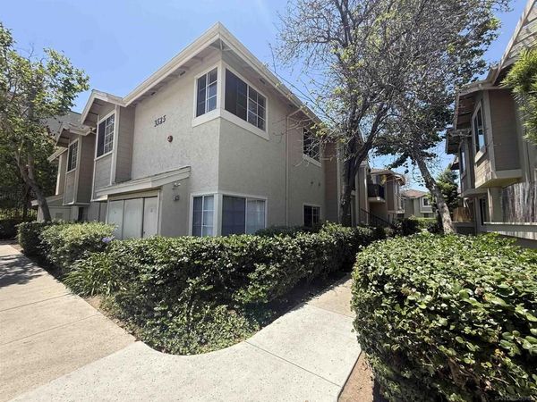 3525 Grove Street, Unit 213, Lemon Grove, CA 91945